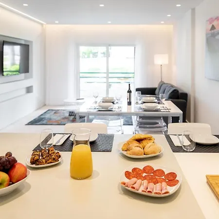 109 Reasons To Visit Apartment